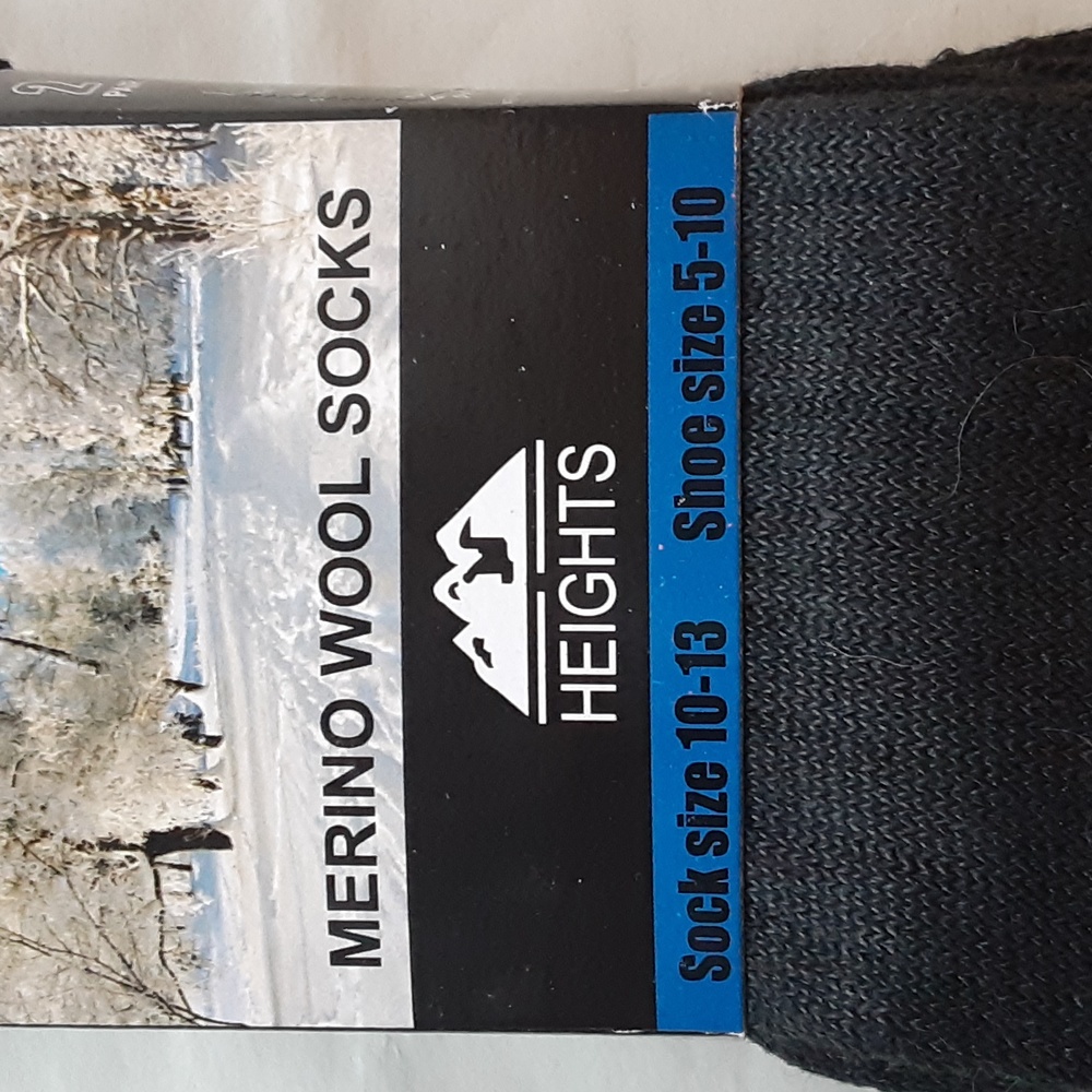 Heights Merino wool Men's crew socks  size 10-13  Black  wool/cotton/Polyester